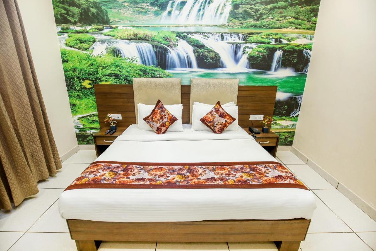 Hotel Karan Residency - 5 Min Walk From Golden Temple アムリトサル エクステリア 写真