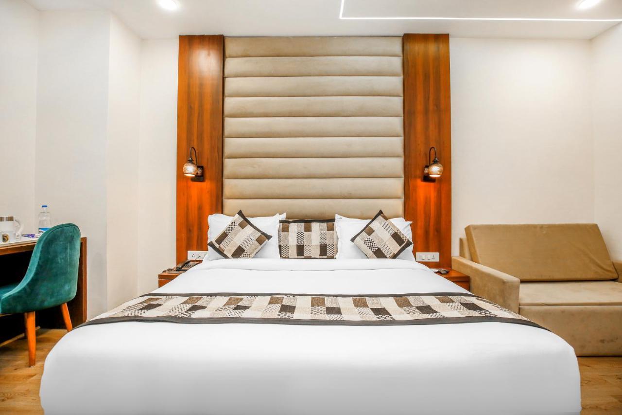Hotel Karan Residency - 5 Min Walk From Golden Temple アムリトサル エクステリア 写真