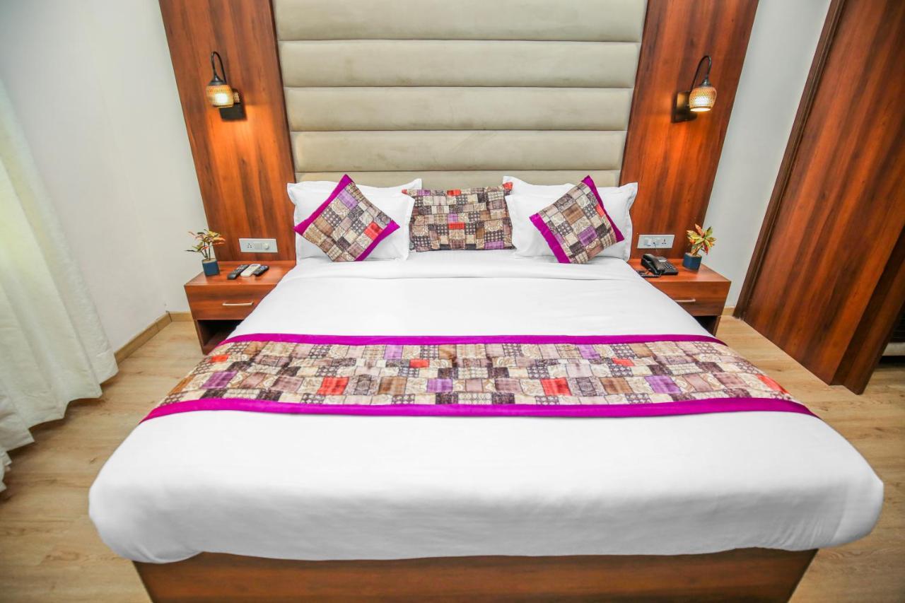 Hotel Karan Residency - 5 Min Walk From Golden Temple アムリトサル エクステリア 写真