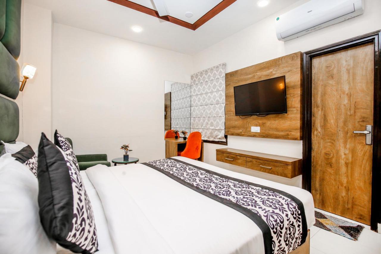 Hotel Karan Residency - 5 Min Walk From Golden Temple アムリトサル エクステリア 写真