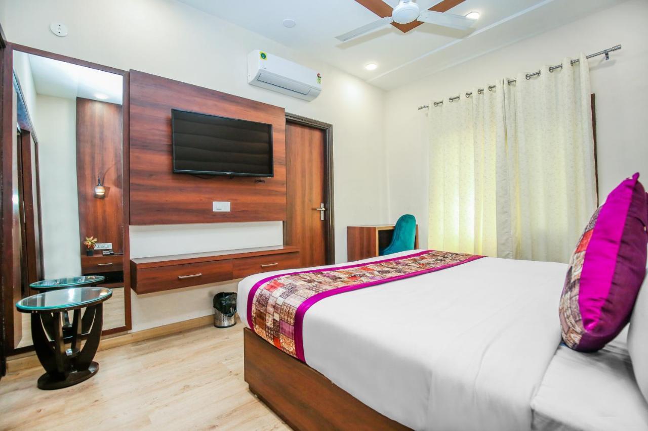 Hotel Karan Residency - 5 Min Walk From Golden Temple アムリトサル エクステリア 写真